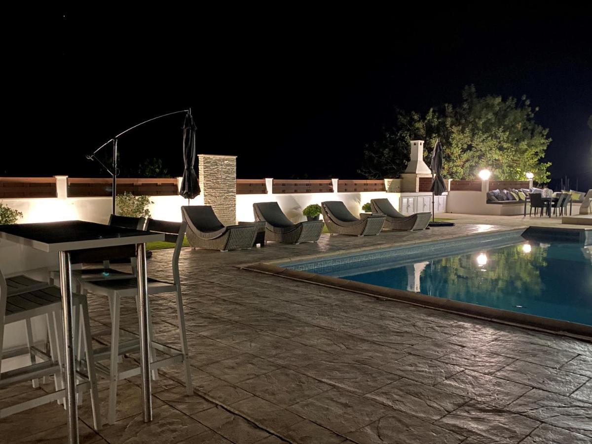 The Belvedere Villa Latchi 외부 사진